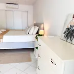 Breathtaking Ocean & Views By Becherish Apartment *