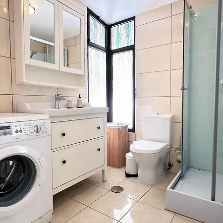 Breathtaking Ocean & Views By Becherish * البوفيرا